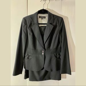 KASPER SKIRT SUIT